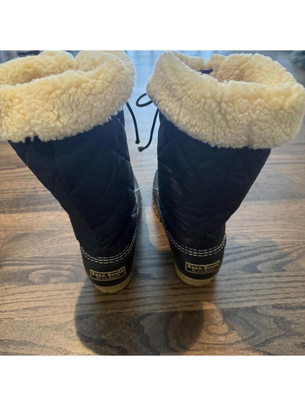LL Bean Women's Duck Shearling Wool Lined Black Duck Boots Boots Size 9M - Picture 5 of 9
